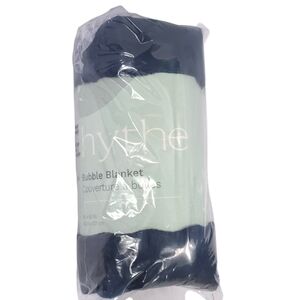 Hythe Bubble Blanket in Navy Blue